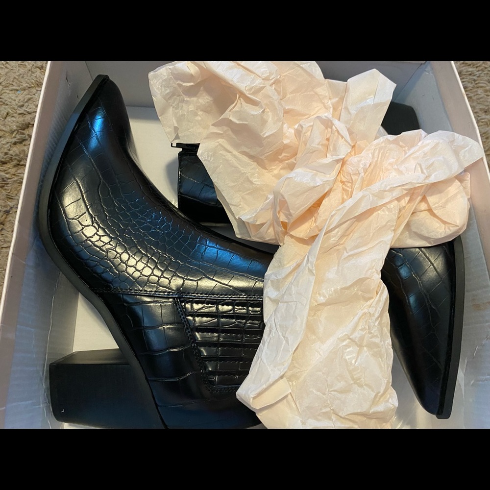 Leather heel boots
